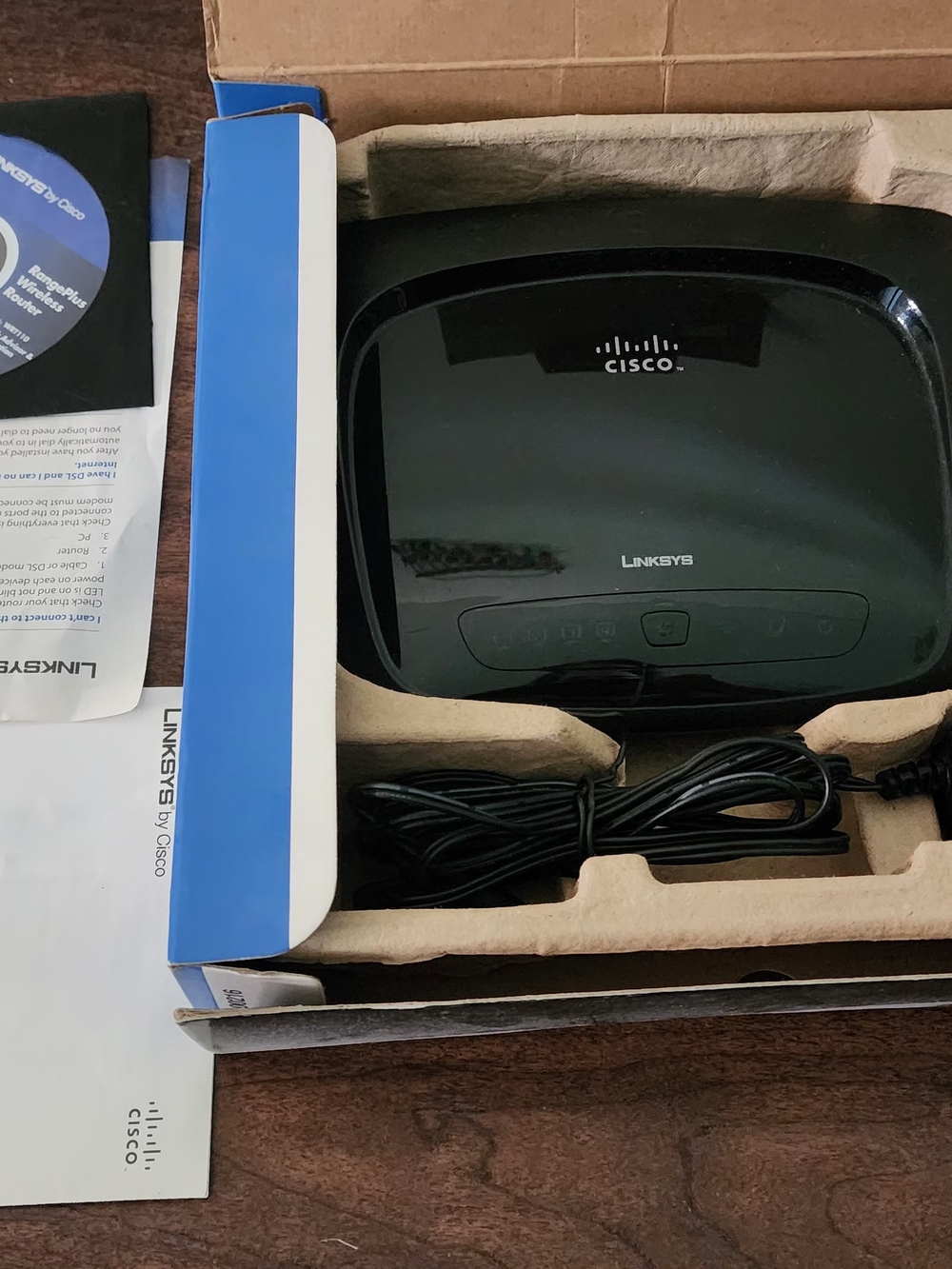 Linksys RangePlus Wireless Router - Black - Picture 2 of 3